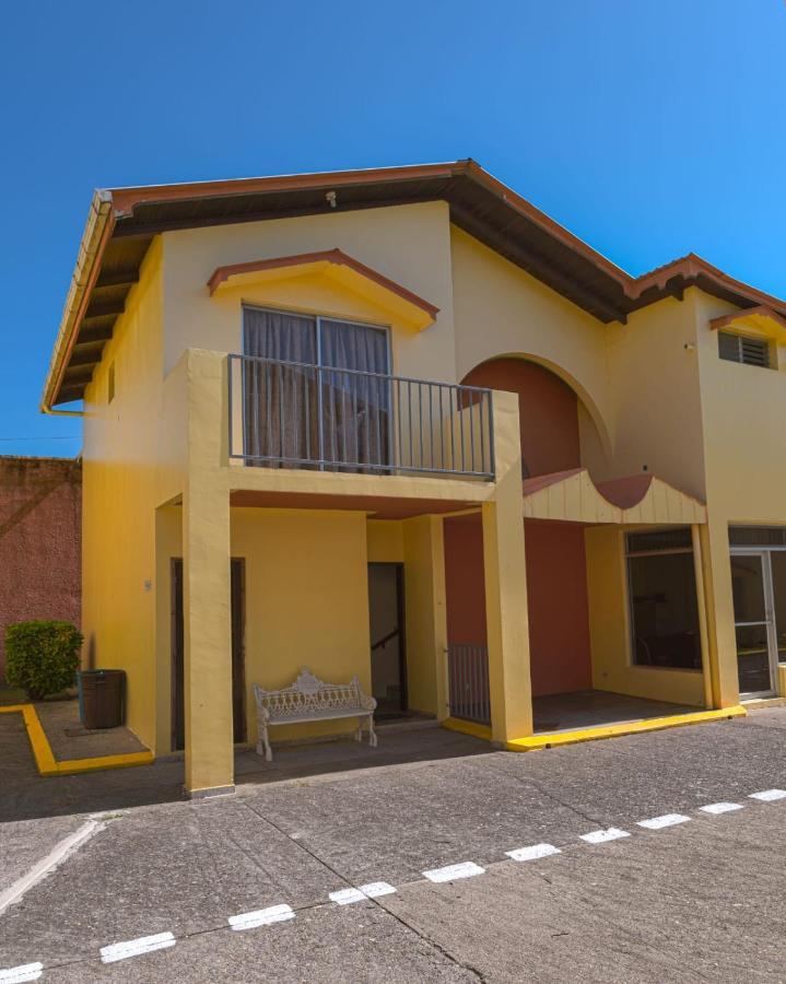 Villas Del Mar La Ceiba Exterior photo
