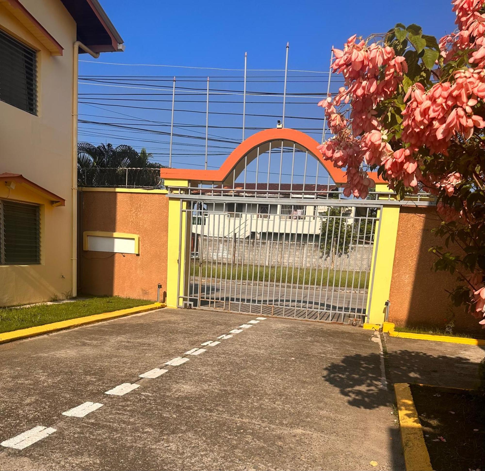 Villas Del Mar La Ceiba Exterior photo
