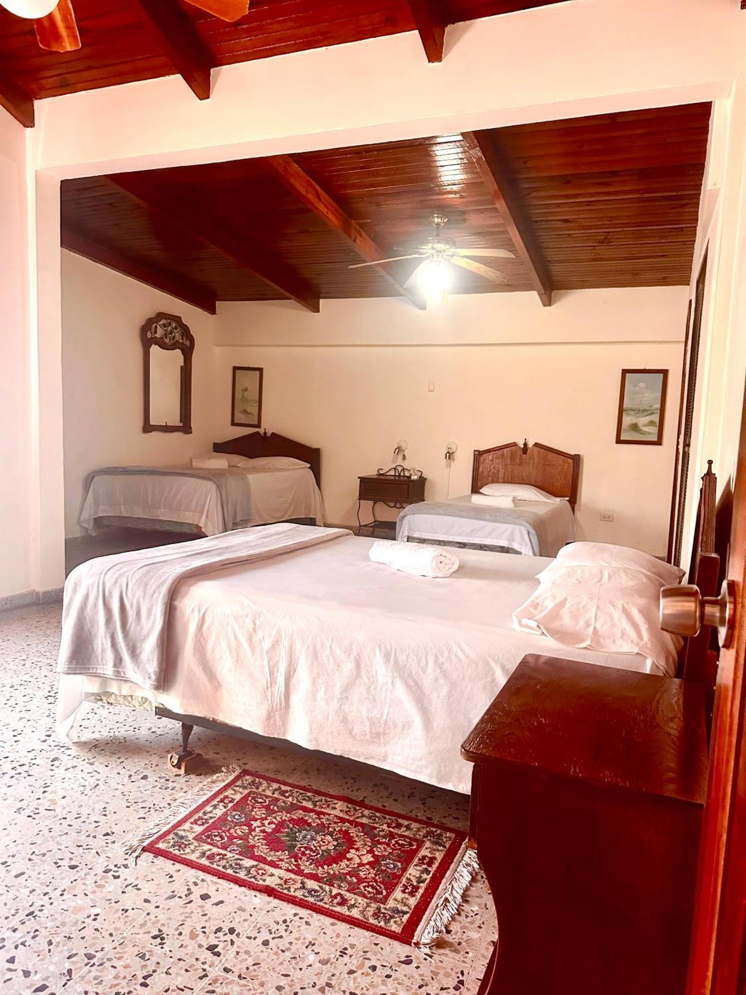 Villas Del Mar La Ceiba Exterior photo