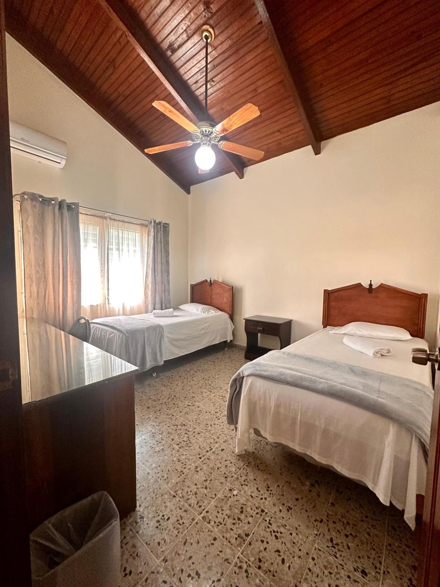 Villas Del Mar La Ceiba Exterior photo